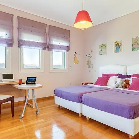 Lygia Sleeps 8 Pool Air Con Wifi 리지아
